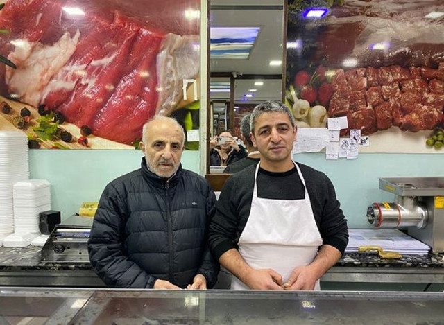 Habertürk, 'annem karne hediyesi et aldı' haberini yapan muhabiri kovdu! Haber kurgu çıktı - Resim: 1