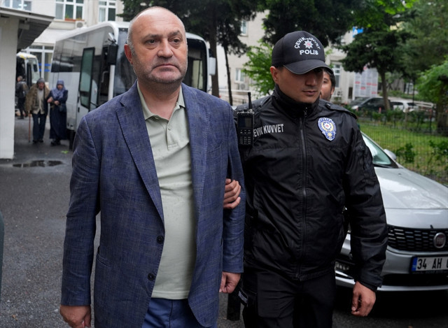 İBB'ye yönelik yolsuzluk soruşturması! 45 şüpheli adliyede, İmamoğlu'nun koruma müdürü de var - Resim: 1