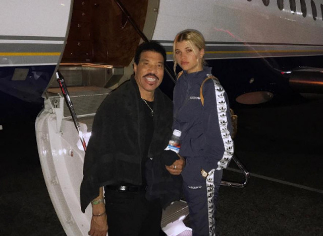 Ünlü şarkıcıdan şoke eden açıklama: 'Kızım o seks bağımlısının eline düştü' - Resim: 2