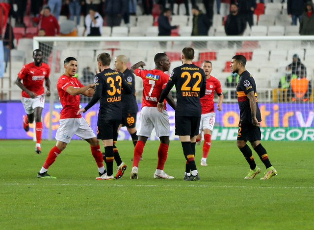 Sivasspor Galatasaray maçı golleri ve geniş özeti - Resim: 1