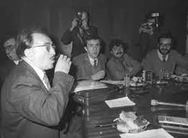 Japon Başbakan Melih Gökçek'leşti! Nükleer sızıntı endişesini bitirmek için çiğ balık yedi - Resim: 2