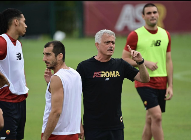 Jose Mourinho, Fenerbahçe'deki görevine hızlı başladı! İlk talimatını verdi - Resim: 0