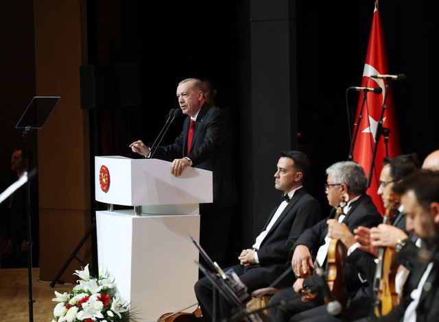 Cumhurbaşkanı Erdoğan: Milletin birliğini bozmaya yönelik her eylem Atatürk'ün emanetine ihanettir - Resim: 1