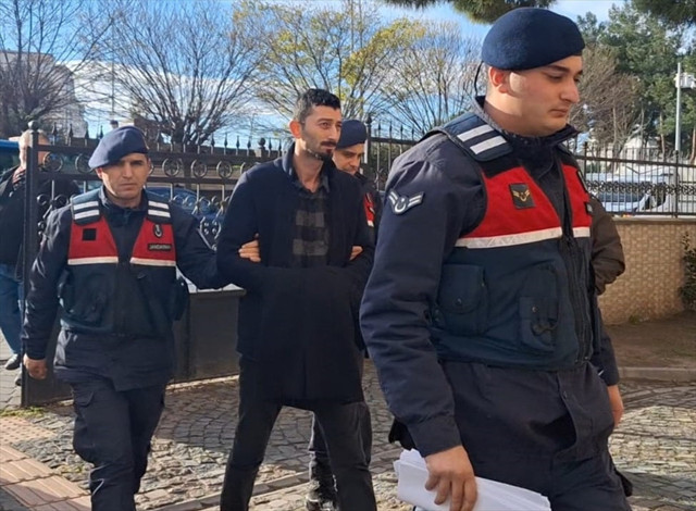 Eski karı-koca konuşmak için buluştu araç içinde tartışma çıktı sonrası feci... - Resim: 0