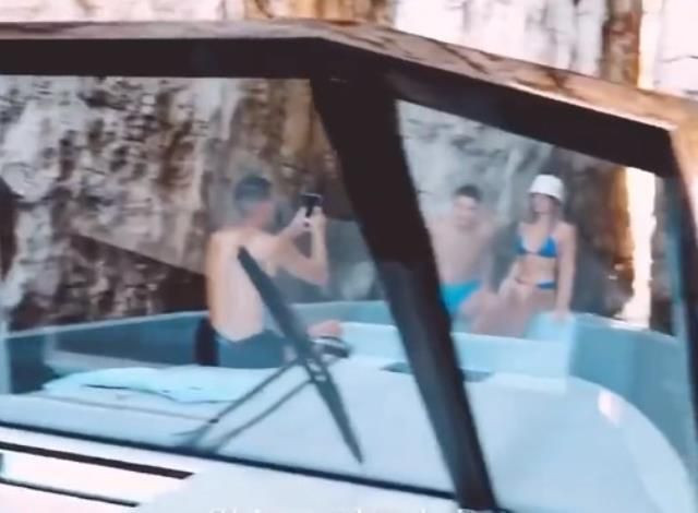 Galatasaray'dan yılın transferi! Cengiz Ünder'i Survivor yıldızı sevgilisi Cimbom'a getiriyor - Resim: 4