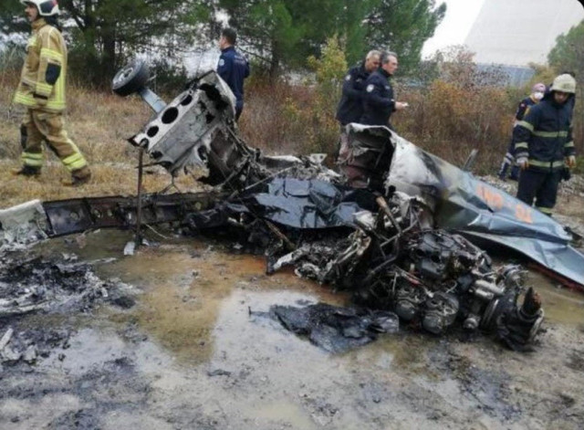 Bursa'da uçak kazasında ölen pilotun cenazesi ailesine teslim edildi - Resim: 1