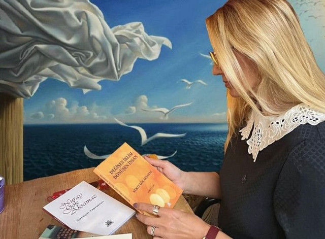 İstanbul'da kadın yazar Funda Demir, eski kocasını boğazını keserek öldürdü - Resim: 2