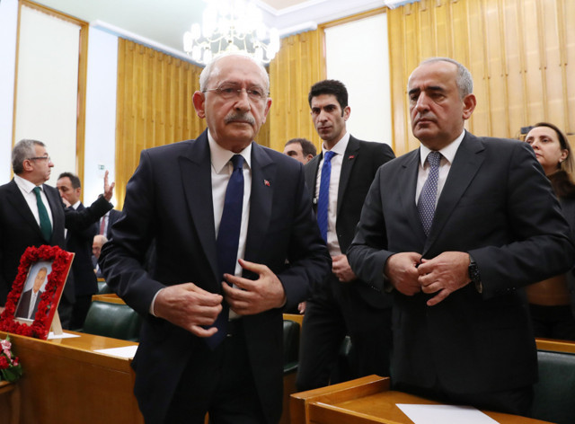 "Meral Akşener'i sokağa çıkartmam" diyen Yaşar Okuyan CHP'den kovuldu - Resim: 1