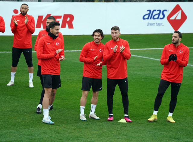 Türkiye deplasmanda Ermenistan'a konuk oluyor! Muhtemel 11'ler - Resim: 2