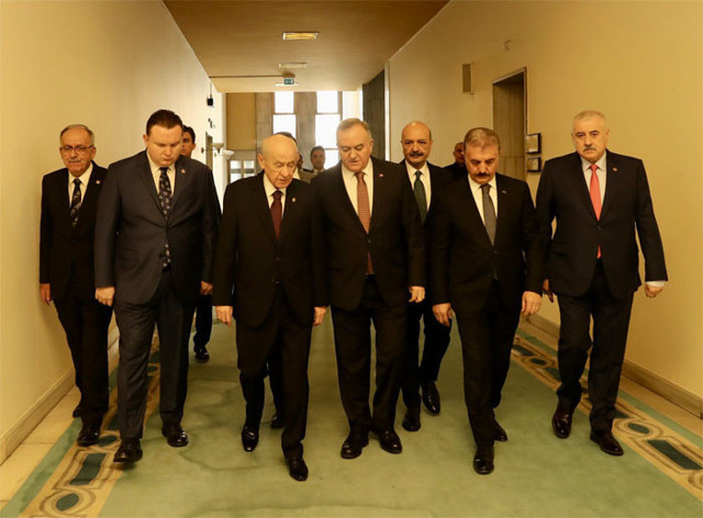 Devlet Bahçeli'den teröre karşı ortak bildiriye imza atmayan CHP'ye tepki: Takip etmeyeceğim - Resim: 0