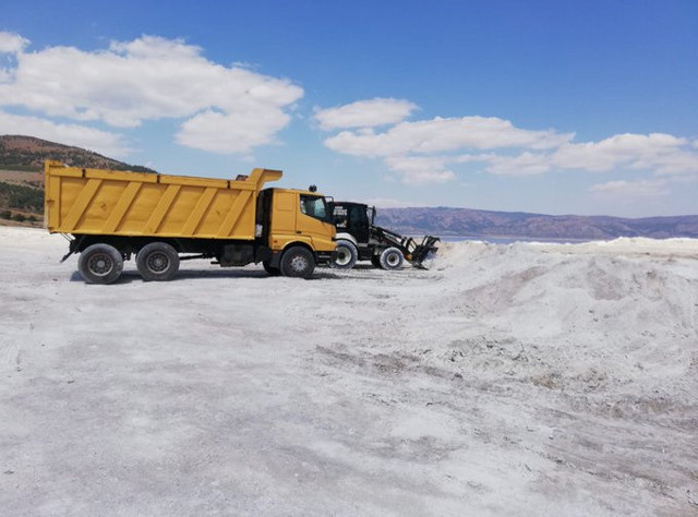 Tuncay Özkan duyurdu! Salda Gölü katliamı kelle aldı TOKİ Başkanı Ömer Bulut açıkladı - Resim: 1