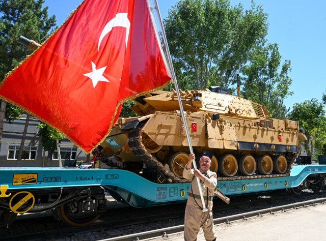 Askeri Tank Taşıma Vagonları teslim edildi! Bakan Uraloğlu: Türkiye dünya piyasalarına mührünü vurdu - Resim: 1