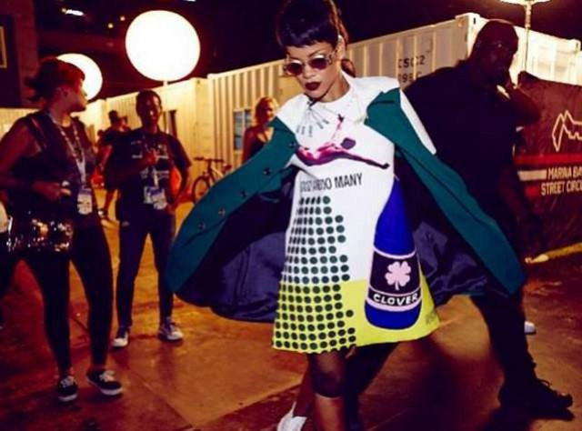 Uyuşturucu etkisinde sahneye çıktı - Resim: 3