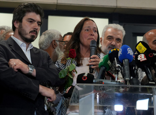 Sumud Filosu aktivistleri i&ccedil;in İstanbul havalimanında karşılama t&ouml;reni d&uuml;zenlendi - Resim: 2