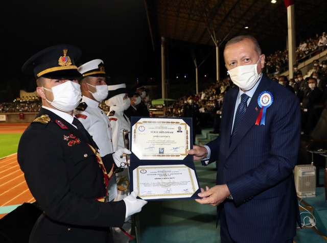 Cumhurbaşkanı Erdoğan açıkladı: Dünyada büyüyen en hızlı 2. ekonomi olduk - Resim: 0