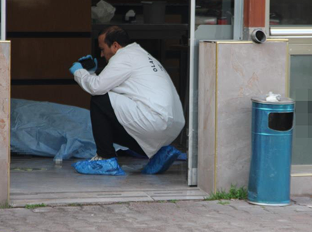 Kayseri'de esnafın tartışması kanlı bitti: 1 ölü, 1 yaralı - Resim: 1