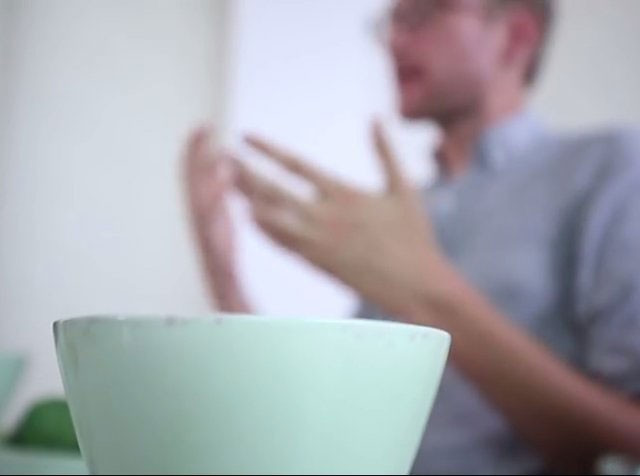 İnsan kemiklerinden yemek takımı yapıyor sıradışı iş - Resim: 4