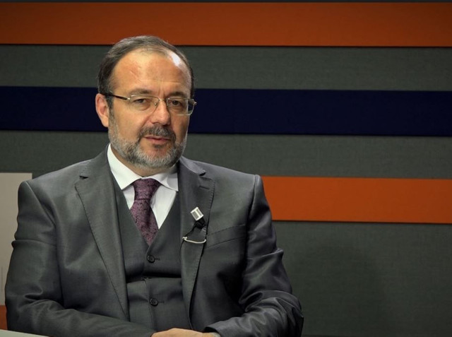 Evde bayram namazı kılınır mı ilahiyatçılar ne diyor merak edilen soruya yanıt - Resim: 0