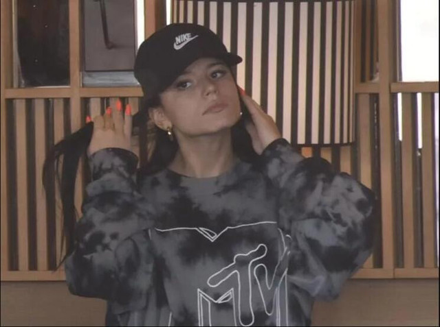 Michele Morrone kimdir kaç yaşında sevgilisi ile Hatay'a gitti gören dönüp yine baktı - Resim: 5