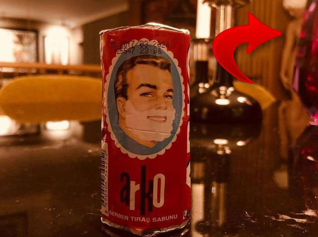 Cem Yılmaz'ın paylaşımındaki çıplak kadın kim? Sır çözüldü... - Resim: 4