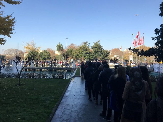 İBB personel alımı duyurusu yaptı! Kuyruğun uçu bucağı gözükmedi - Resim: 0