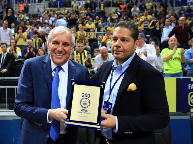 Mehmet Demirkol'dan Ali Koç'a Obradovic tepkisi: Gece yarısı ayrılık mı olur? - Resim: 0
