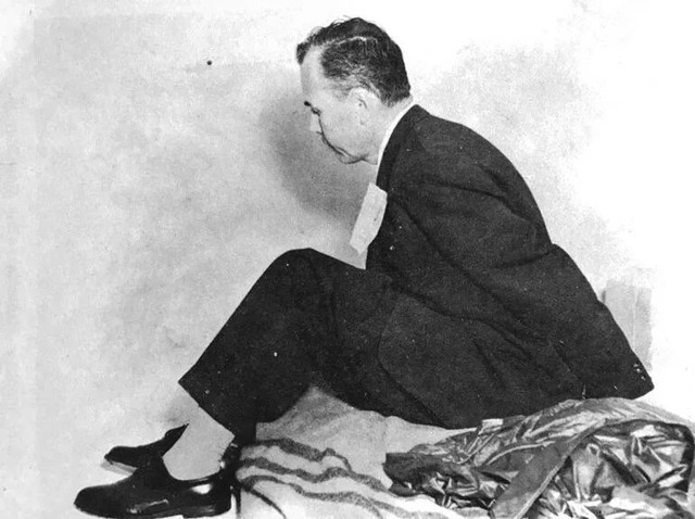 Fatin Rüştü Zorlu idam sehpasında sandalyeyi kendisi itti - Resim: 0