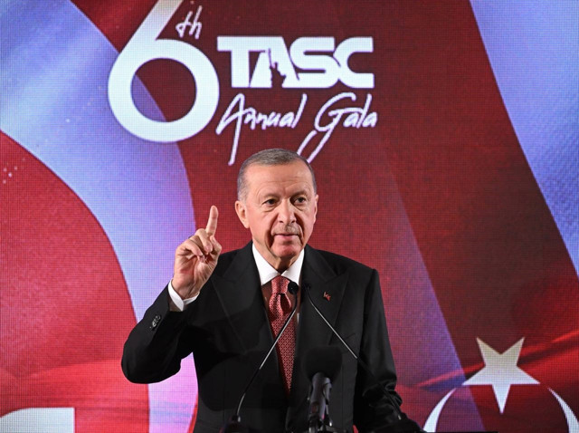 Erdoğan'la aynı fotoğraf karesine girmek 100 bin dolar! TASC'ın sponsorluk tarifesi ortaya çıktı - Resim: 0