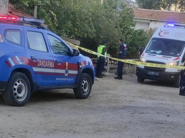 Kırşehir'de dehşet! Soy ismini değiştirdi, anne ve babasını öldürdü - Resim: 0