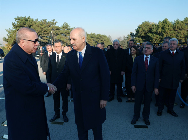 Devlet erkanı Anıtkabir'de! Cumhurbaşkanı Erdoğan: Türkiye küresel bir güç olma yolunda - Resim: 7