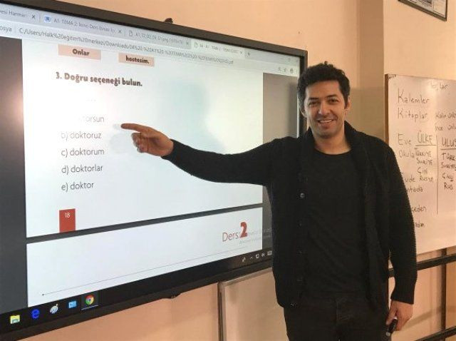 Yakışıklı oyuncu Mert Fırat, Suriyelilere ders verdi! - Resim: 2