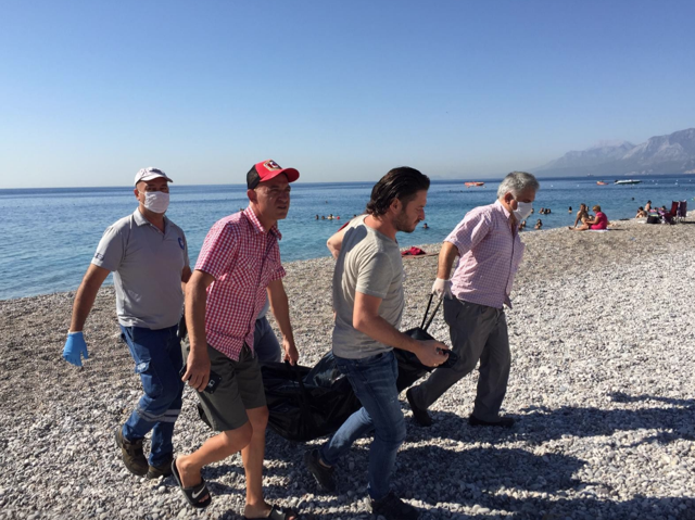 Antalya'da 85 yaşındaki adam, denizde ölü bulundu - Resim: 0