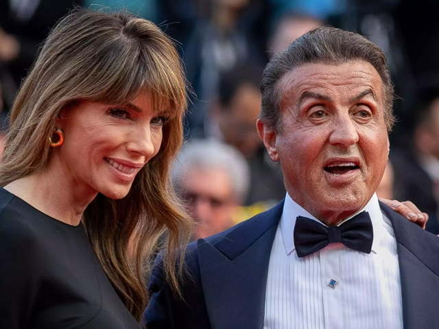 Sylvester Stallone'nin 25 yıllık evliliğini köpek bitirdi! Eşinin yerine çizdirmişti... - Resim: 0