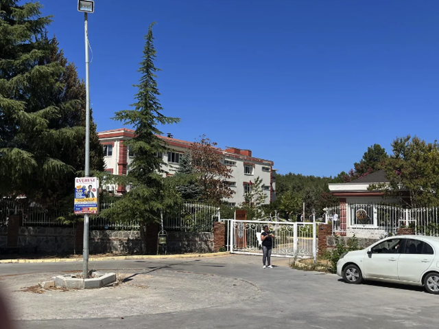 İzmir'de akılalmaz olay: Pencereden sarkıtılan lise öğrencisi aşağı düştü - Resim: 4