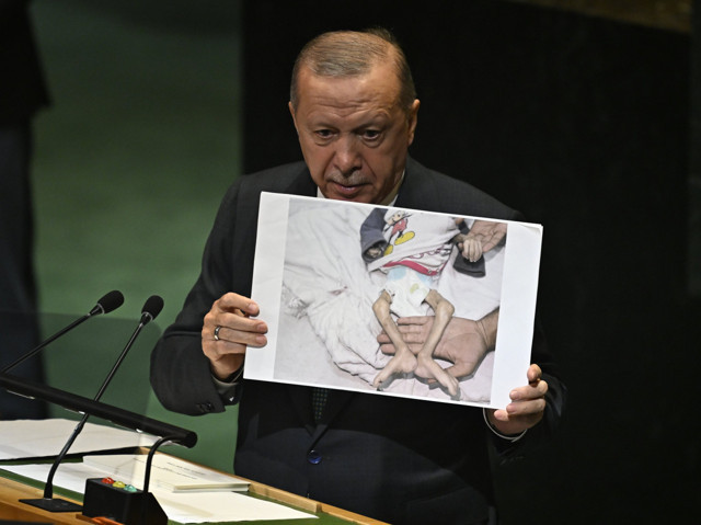 Cumhurbaşkanı Erdoğan'dan BM'de tarihi açıklamalar: Gazze'de insanlık ölüyor - Resim: 0