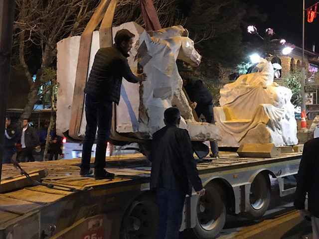 AK Partili Isparta Belediye Başkanı MHP'lileri sürüp işten attı - Resim: 1