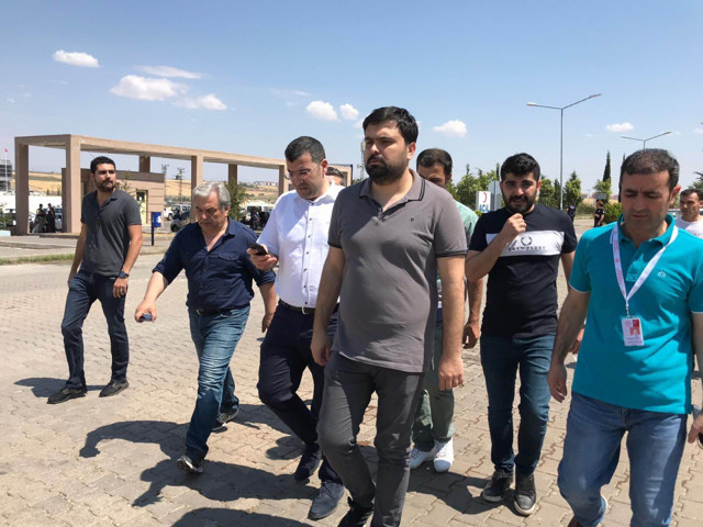 Siverek'te akrabalar birbirine girdi: 6 ölü 10 yaralı kavga değil katliam! - Resim: 1