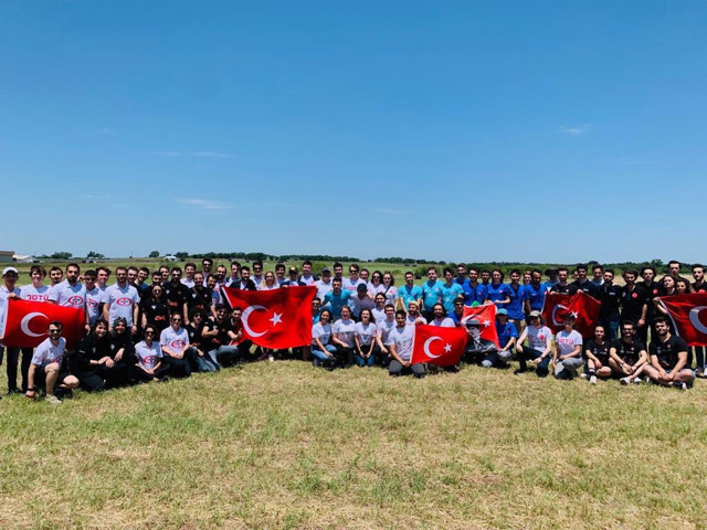 İTÜ Apis Arge dünya birincisi oldu! Erdoğan'ın damadı Selçuk Bayraktar duyurdu - Resim: 0