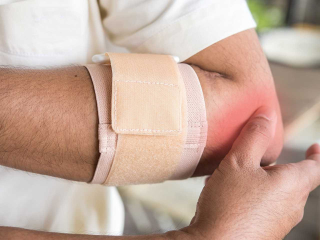 Uzmanı açıkladı! Telefon, tablet ve bilgisayarın yanlış kullanımı dirsek ağrılarını artıyor - Resim: 1