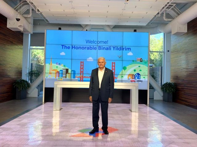 Google'dan Binali Yıldırım'a Galatasaraylı kahve jesti - Resim: 1