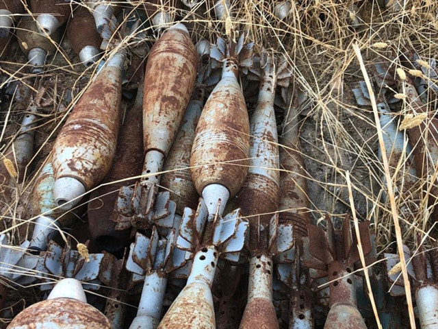 Tel Abyad'da teröristlere ait 285 ağır silah mühimmatı ele geçirildi - Resim: 0