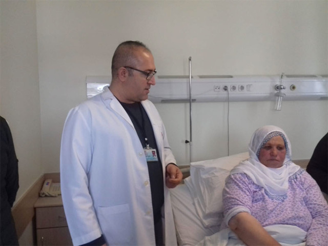 Çorum'da 4 kişinin safra kesesi taşlarını sayması 1 saat sürdü - Resim: 0