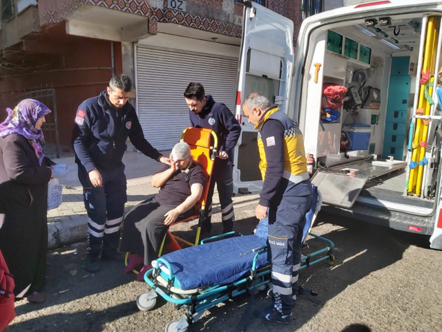 Balkonda mangal yapacaktı biri ağır üç kişinin yaralanmasına sebep oldu - Resim: 2