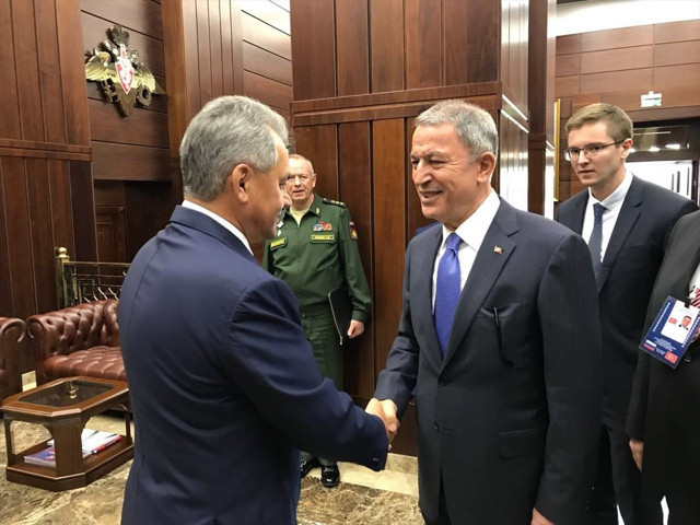 Hulusi Akar Rus mevkidaşı Şoygu ile görüştü! İdlib diplomasisi - Resim: 0