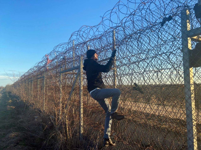 Erdoğan kapatmayacağız deyip rakamı verdi! İşte sınırı geçen mülteci sayısı - Resim: 1