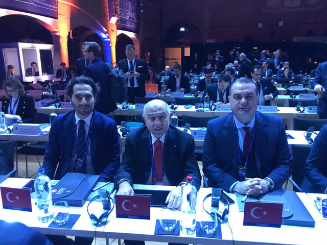 44'üncü UEFA kongresi Amsterdam'da yapıldı TFF'de yer aldı - Resim: 1