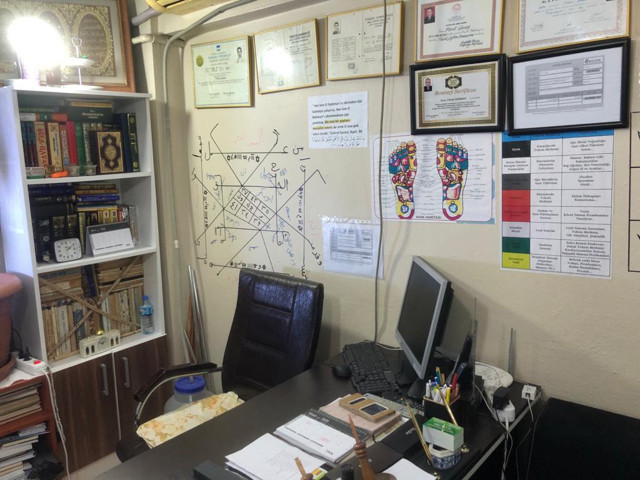 Güngören'de kendisine 'Hoca efendi' diyen dolandırıcı tutuklandı - Resim: 1