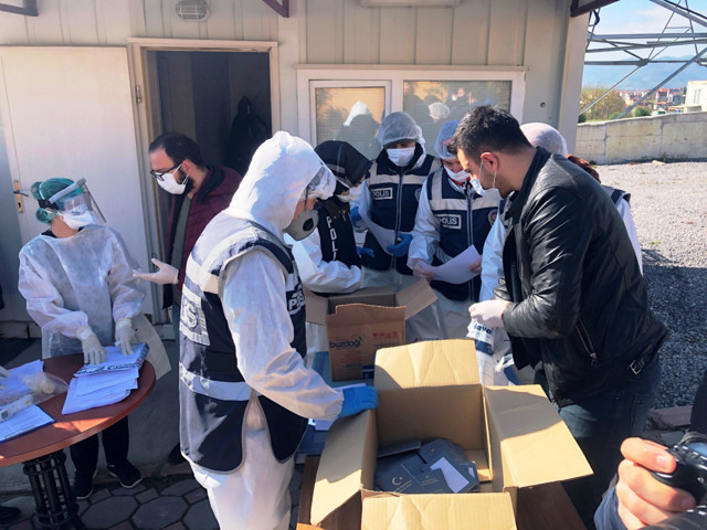 Sakarya valisinden sert açıklama: İkna zamanı geçti ceza zamanı başladı - Resim: 0