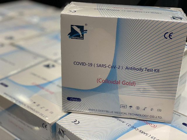 Son Dakika! İstanbul'da tekstil atölyesinden 5 bin 575 koronavirüs testi ele geçirildi - Resim: 1