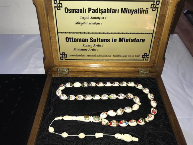 Ankara'da fil dişi ve gergedan boynuzundan yapılmış 1 milyon liralık tespih ele geçirildi - Resim: 1